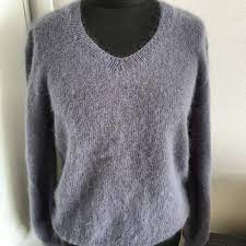 We have had 30 years of experience producing premium quality knitwear products using excellent craftsmanship. In Ko Knitting Home Facebook