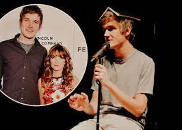 The renowned comedian, musician, actor, filmmaker and poet bo burnham is not lorene scafaria's husband, although they are dating. Bo Burnham And His Girlfriend Have Huge Age Difference