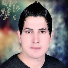 ماذا عَلَى من شْمِّ تُرْبَةَ اَحْمَد اَنْ لا يَشَمَّ مدى الزَّمانِ غَوالِيا  صُبَّتْ عَلىَّ مَصآئِبٌ لَوْ اَنَّهــــا صُبَّتْ عَلَى الاَْيّامِ صِرْنَ  لَيالِيا عظم الله لكم الاجر باستشهاد ام ابيها وسيد نساء العالمين