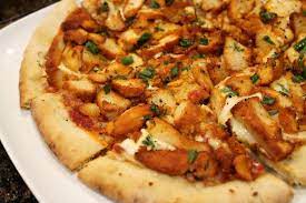 Tandoori Spiced Chicken Pizza Yvonne Maffei Home Lifestyle Recipe Chicken Spices Chicken Pizza Tandoori Pizza