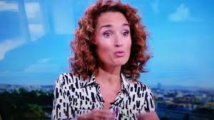 Marie sophie lacarrau est journaliste. The Black Blouse And White Satin Of Marie Sophie Lacarrau In The Journal Of 13 Hours Spotern