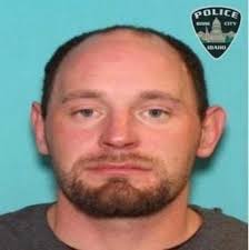 Antioch PD Detectives are requesting help in locating murder suspect Robert  Mathews. A felony warrant has been issued for his arrest for first degree  murder and attempted murder with gang enhancements. On