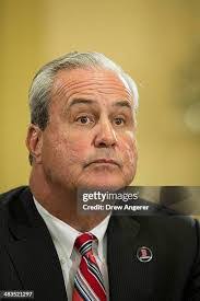 Eileen Deveau's Instagram, Twitter & Facebook