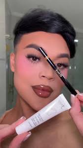 🫦💦 @juviasplace Peptide Power glass balm. look like gloss but works like  a treatment. ✨have you tried ? , #juviasplace #lipgloss #lipcombo #lipbalm  #peptidebalm