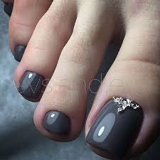 Es un diseño sencillo que consiste en pintar uñas pies con puntos de colores, de los tamaños que. Disenos De Pedicure 2019 Te Van Encantar 8 Curso De Organizacion Del Hogar Y Decoracion De Interiores