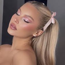 Nueva tendencia: coquette makeup 🎀🌷🩰🌸💒 🩷🫧 . #coquette  #coquettemakeup #🎀 #makeup