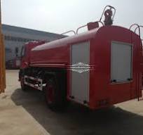 Isuzu ftr 10cbm to 12cbm fire water tank truck