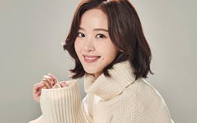 Ia dikenal berkat serial moon lovers:scarlet hearts ryeo dan pernah membintangi familiar wife, the romance, rain or shine, hingga film commitment. Actress Kang Han Na From Start Up Is Chosen As An Exclusive Model For Beauty Platform Yeoshin Ticket Allkpop