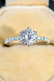 39 Timeless Classic And Simple Engagement Rings Classic Wedding Rings Best Engagement Rings Big Wedding Rings