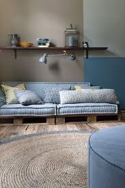 Pallet Sofa Alles Uber Diese Stilvollen Funktionalen Und Wirtschaftlichen Mobel Teppich Ideen Sofa Aus Paletten Mobel Aus Paletten Zimmer Einrichten