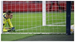 Scherpen играет с 2019 в аякс амстердам (аякс). T6mcxzzwncnz8m