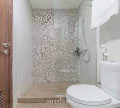 Mendesain kamar tidur sempit tidak hanya membuat desain interior kamar tidur buat menghemat tempat. Inspirasi Desain Kamar Mandi Minimalis Ukuran 2x2 Homify