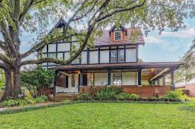 10311 Pineview Ct Saint Louis Mo 63114 Trulia