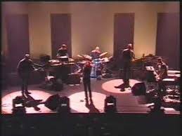 Uploaded on sep 24, 2019. Portishead Liedtext Mourning Air De