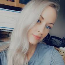 Danielle Hinson (danihinson82)