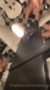 Cintia Cossio caliente tocando su chocha - Otubex