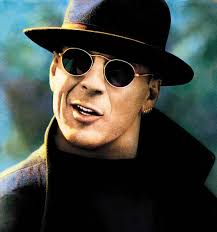 Eddie Hudson kleiderschutz Hawk Hawkins