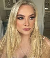 Jenna Vance's Instagram, Twitter & Facebook