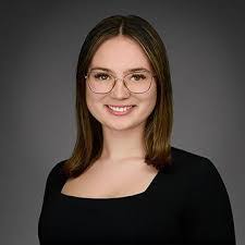 Chelsea Cannon's Instagram, Twitter & Facebook