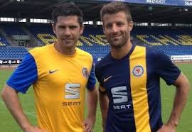 Fifa 19 eintracht braunschweig kit. Eintracht Braunschweig 2013 14 Nike Home And Away Kits Football Fashion Home And Away Football Fashion Nike