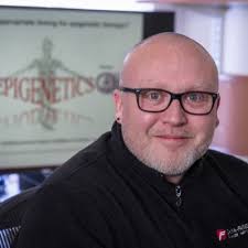 Adrian Mansini (@AdrianMansini)