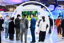 TCL实业AWE 2026焕新打造品牌活力乐园，“屏显+AI”让智慧生活触手 ...