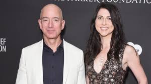 Suivez l'envol du magnat américain en direct. Vier Milliarden In Vier Monaten Spende Von Jeff Bezos Ex Promiflash De