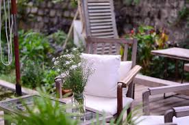 The dump is america's off price outlet for furniture, mattresses, and. Creative Ways To Recycle And Reuse Old Patio Furniture Patio Comfort