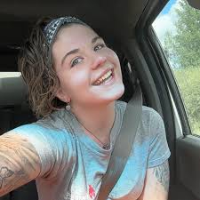 What is a reasonable rent price for a 2 bedroom unit in Onaping Falls?