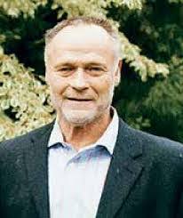 Robert Saathoff's Instagram, Twitter & Facebook