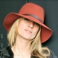 Lucy Edmonds // Creatively Random