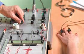 How reliable are lie detector tests? This Is How You Can Spot A Liar Without A Polygraph Machine According To A Clinical Psychologist