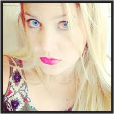 Heather Sack's Instagram, Twitter & Facebook