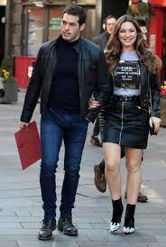The model and actor, 41, told the daily mail that she was content at a curvy size 12, and in a happy relationship with her partner of six years jeremy parisi. Kelly Brook Reveals She Never Wanted Children Eight Years After Suffering Heartbreaking Miscarriage