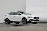 Volvo--V40-Cross-Country