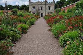 Pin On Gardens And Gardening