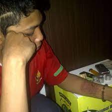 Check spelling or type a new query. Sayat Sayat Tangan Pakai Silet Pengemis Di M 69 Diciduk Polisi