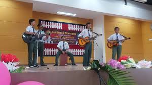 Sebelum ini pastikan anda membaca dahulu puisi hebat ini yang ditulis oleh dato ruslan madon yang bertajuk ► ceritanya… Sambutan Hari Guru 2016 Smkbukitpasir The Buskers Youtube