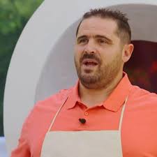 "Les conditions étaient très difficiles" : David (Le Meilleur Pâtissier)  réagit à son élimination