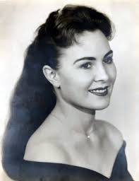 Liza Schoen's Instagram, Twitter & Facebook