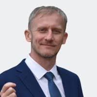 60+ profili według frazy „Bernard”