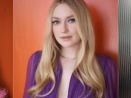 Everything the World Doesn't Know About Dakota Fanning