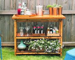 It is made from an old ironing board and pieces of wood. 10 Diy Wood Bar Carts