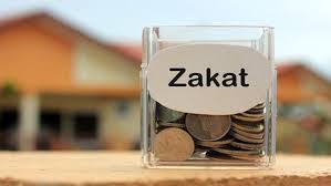 Zakat fitrah wajib walaupun muzakki (pembayar zakat) punya hutang. Lima Hal Yang Harus Dijaga Pembayar Zakat Menurut Imam Al Ghazali Bincang Syariah
