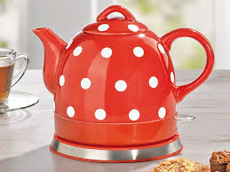 Retro wasserkocher 1,7 liter 2400w schnurlos rot weiß gepunktet*25433 wasserkocher kleingeräte küche wasserkocher retro edelstahl. Keramik Wasserkocher Punktchendekor Rot Weiss Praktisch Und Dabei Richtig Hubsch Keramik Wasserkocher Wasserkocher Keramik