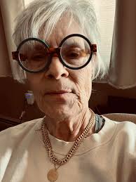 Floatation tank helps osteoarthritis