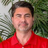 Tom Schrage's Instagram, Twitter & Facebook