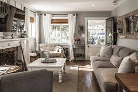 Feb 09, 2020 · a small living room shouldn't limit your imagination in decorating the space with a farmhouse design. 75 Beautiful Shabby Chic Style Brown Living Room Pictures Ideas July 2021 Houzz