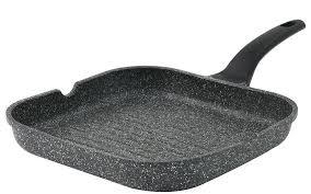 Le creuset cast iron frying pan is a perfect choice for beginners and experienced cooks. The Best Griddle Pans For Perfect Steak And Veggies
