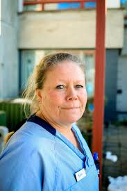 Noen menn har en ovenfra og nedad-holdning og behandler kvinner som  laverestående.